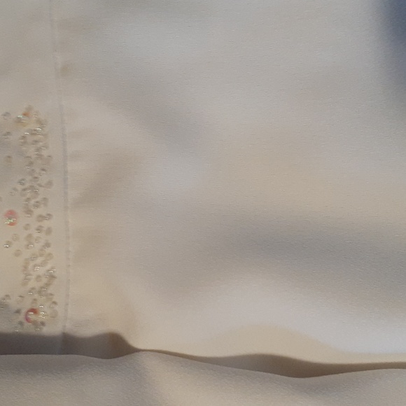 white womens suit - Picture 5 of 8